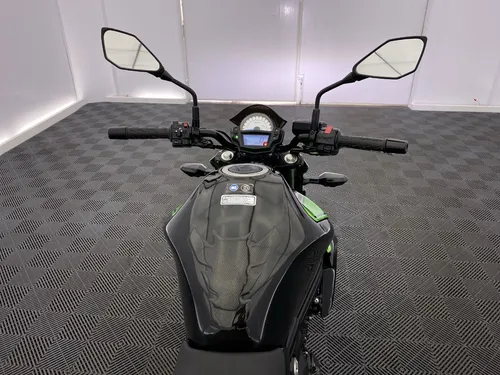 Kawasaki Er6n