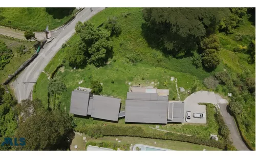 Una Casa Espectacular(mls#249327)