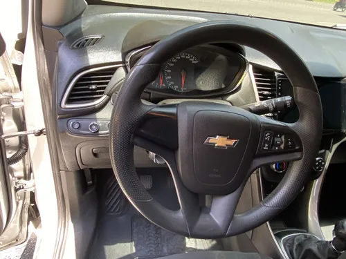 Chevrolet Tracker 1.8 Ls Mt 4x2 2017