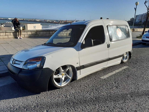 Peugeot Partner Furgon 1.4 Nafta