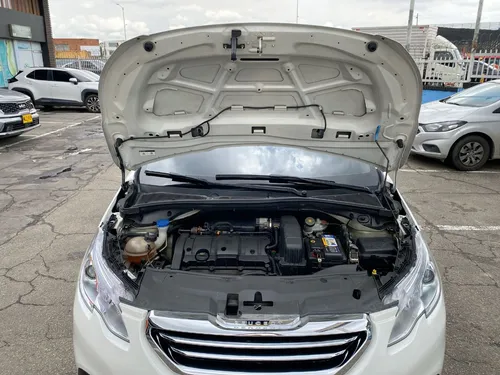 Peugeot 2008 1.6 Active At