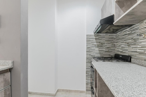 Imagen 8 de 30 de Departamento En Venta 2 Ambientes Con Cochera - Lomas De Zamora