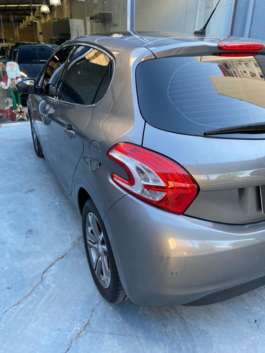 Peugeot 208 Feline Pack Cuir 2014
