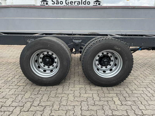 Imagem 7 de 15 de Mercedes-benz Atego 2426 2018