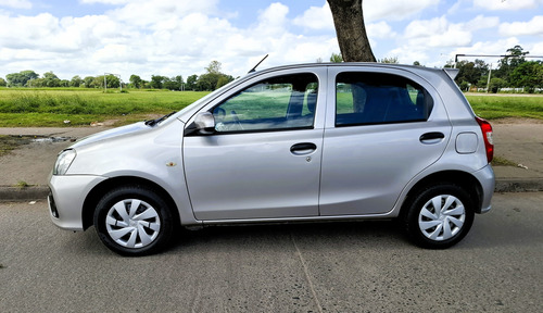 Toyota Etios 1.5 X 6mt My19