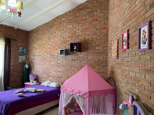 Imagen 10 de 16 de Andreina Gonzalez Vende Casa En Safari Country Club Valencia 22-17278
