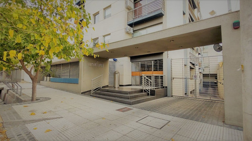 Imagen 9 de 15 de Departamento De Categoria Barrio Bombal Godoy Cruz