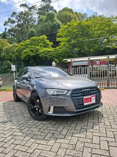 Audi A3 2.0 Progressive 5 p