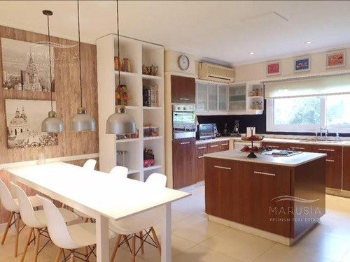 Venta O Alquiler Casa De 5 Dormitorios En Mayling