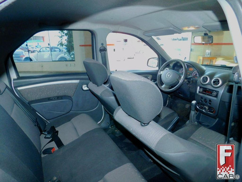 Renault Logan Expression Hi-flex 1.6 8v 4p