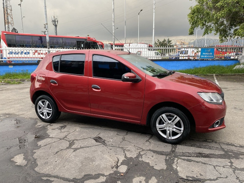 Imagen 13 de 25 de Renault Sandero 2020