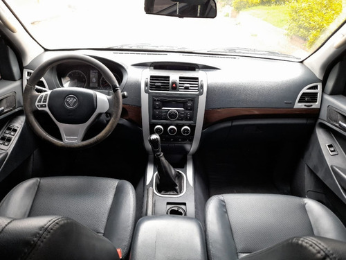 Imagen 12 de 16 de Foton Tunland 2.8 4x4