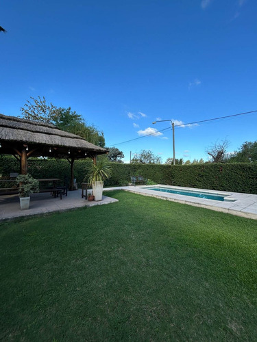 Casa Quinta A La Venta En Junin Con Pileta
