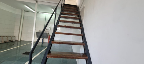 Local Comercial En Alquiler - Barrio Los Andes