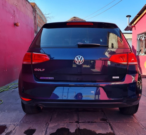 Imagen 5 de 8 de Volkswagen Golf 2015 1.6 Trendline