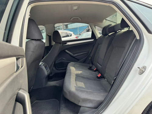 Volkswagen Passat 2.5 Tiptronic Comfortline At