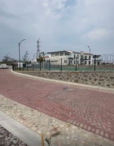 Traspaso Terreno De 256m2 En Ciudad Maderas Corregidora Queretaro