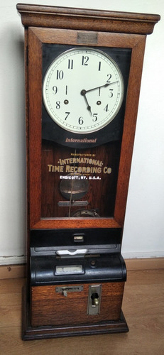  Antiguo Reloj Tarjetero De Control De Personal 