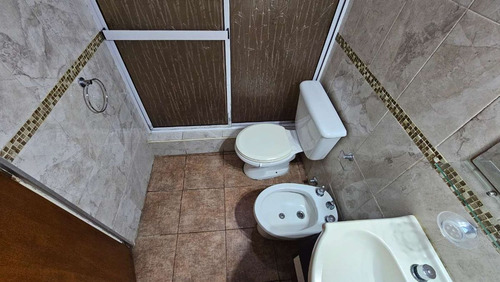 Venta Departamento 2 Ambientes Con Cochera Bernal