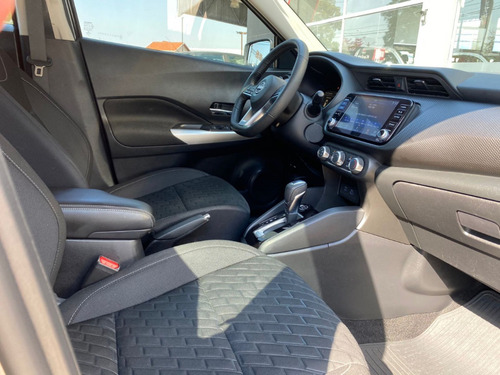 Nissan Kicks 1.6 16V FLEXSTART SV 4P XTRONIC