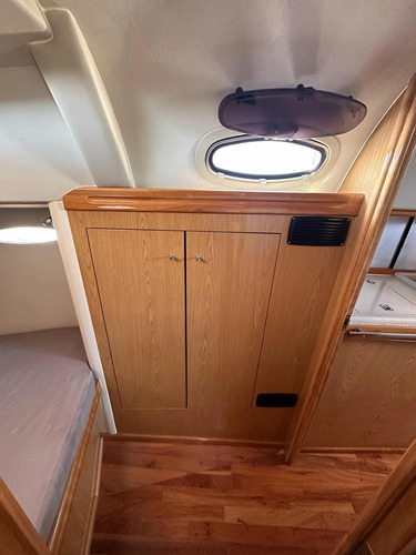 Velero Vip 30 Legas