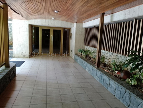 Apartamento En Venta En Prados Del Este #24-5631 Yosmil Carrero