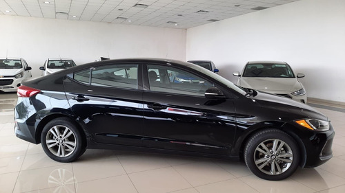 Imagen 7 de 15 de Hyundai Elantra 2018 2.0 Gls Premium At