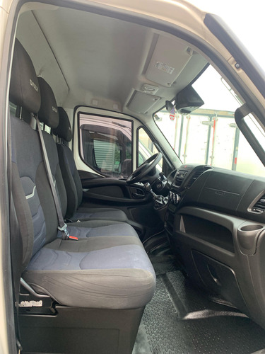 Iveco Daily 35-150 2022 Completo Carroceria 4.30m Garantia