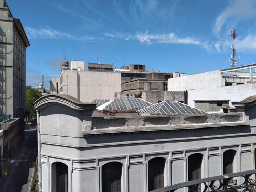 Imagen 9 de 30 de Edificio Liberty 25 De Mayo Esquina Ituzaingó