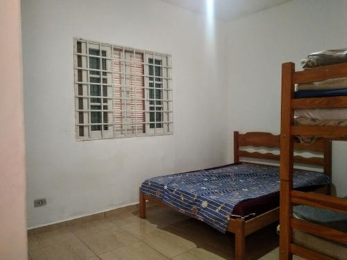 Imagem 11 de 21 de Casa Com 3 Quartos, Churrasqueira, Próxima Ao Centro Comercial E À 1,2km Do Mar Em Itanhaém, Sp.