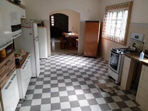Imagem 10 de 14 de Vendo Bonita Chácara Com Suíte Em Itanhaém Sp - 6810 Npc