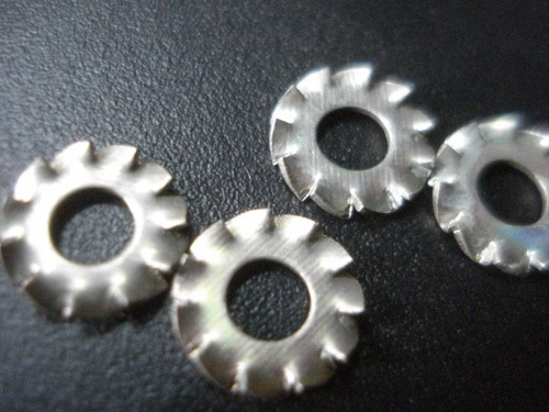 Arandela Estrella Diametro Externo 8mm Interno 3mmm