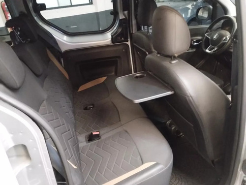 Renault Kangoo Stepway 1.6 2018 2020 2022 2023 0km #ff