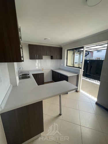 Casa En Venta De 3 Dorm. En Talca Las Rastras