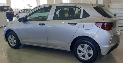 Imagen 23 de 25 de Nuevo Chevrolet Onix Ls 1.2n Manual 5 Puertas 2022 Ep