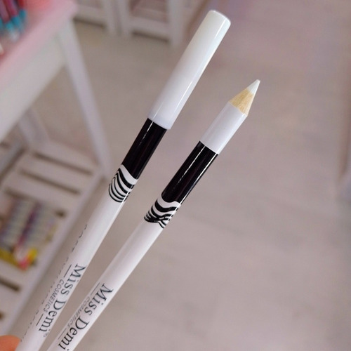Imagen 6 de 9 de Lapiz Delineador Blanco Iluminador Ojos Cejas Microblading