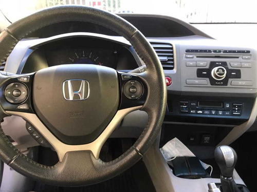 Imagem 8 de 9 de Honda Civic 1.8 Lxs 16v Flex 4p Manual