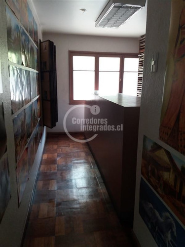 Imagen 5 de 9 de Oficina En Venta En Santiago