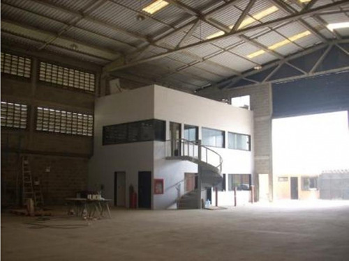 Se Vende Galpón 1200m2 Las Planadas - Guatire 4538
