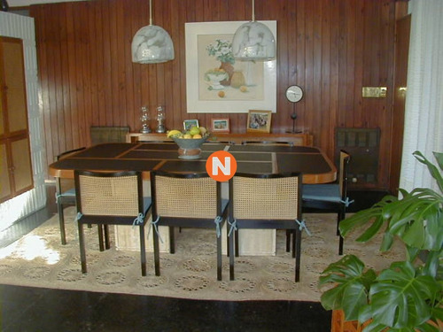 Casa En Venta, Mansa, Punta Del Este, 4 Dormitorios.- Ref: 205994