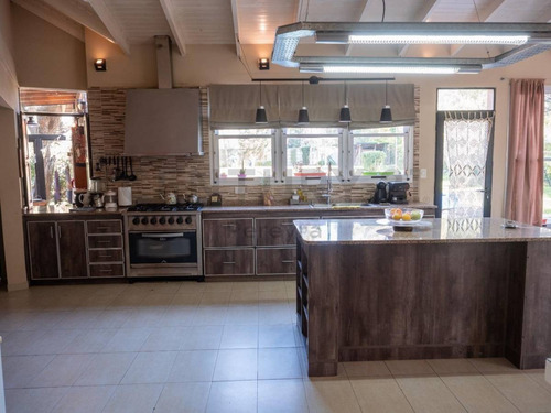 Imagen 16 de 30 de 31 Entre 421 Bis Y 422 Casa De Tres Dormitorios En Venta ,villa Elisa