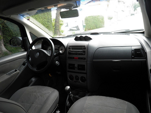 Fiat Idea Adventure 1.8 8v Flex Completo