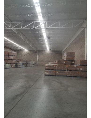Imagen 5 de 6 de Bodega En Complejo Industrial Azenzo Al Norte De La Ciudad