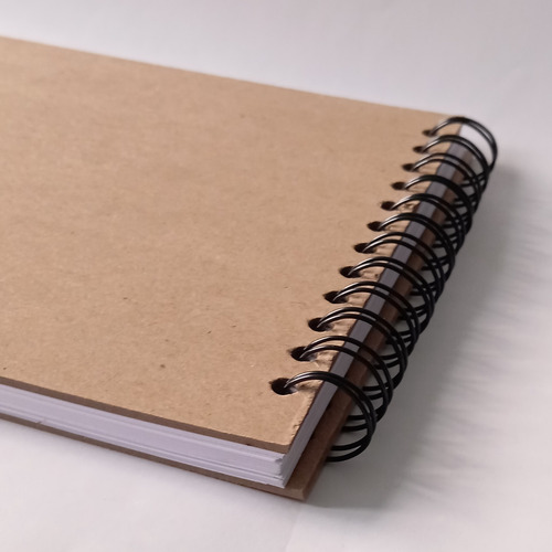 Bitácora Cuaderno Dibujo 14x22 Bond 115gr 1/2 Carta 60 Hojas