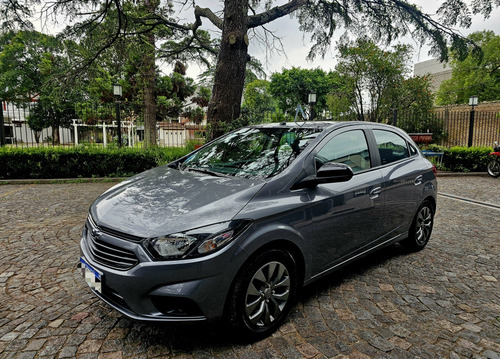 Chevrolet Onix Black 1.4 Mt C/ G N C 2023 30.000km Fcio T/us