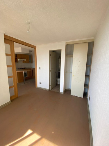 En Venta 1d+1b Amplio Dpto. Av.portugal/sta. Isabel