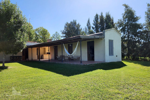 Casa En Venta Y/o Alquiler En El Malacate Vista Abierta A Cancha De Polo 4 Dorm Pileta