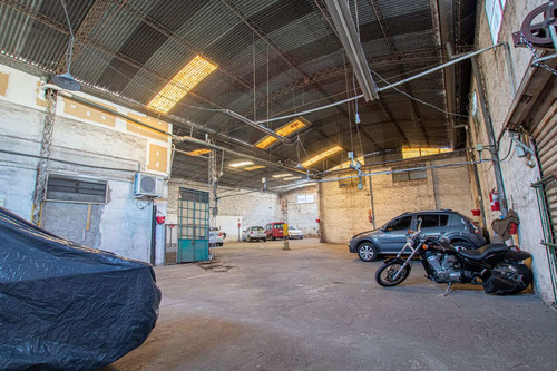 Imagen 4 de 21 de Vende · Galpón/deposito Sobre Calle Avellaneda 500