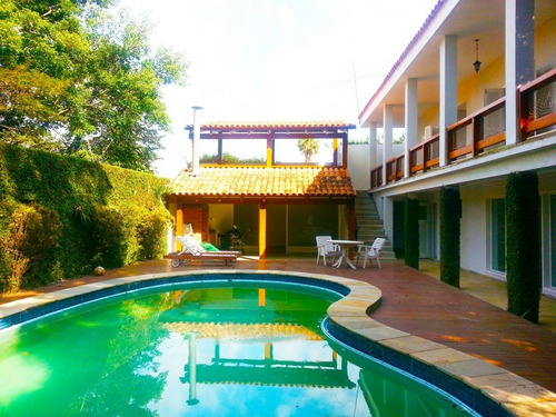 Imagem 2 de 17 de Casa Térrea, 4 Dormitórios - Reo95333