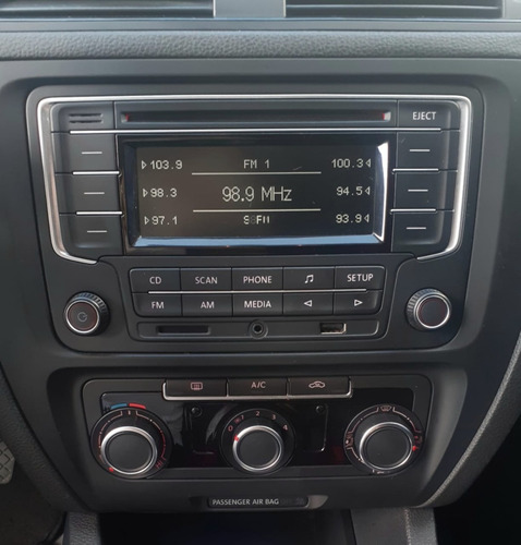 Vw - Jetta 2.0 Completo 2014 Muito Conservado